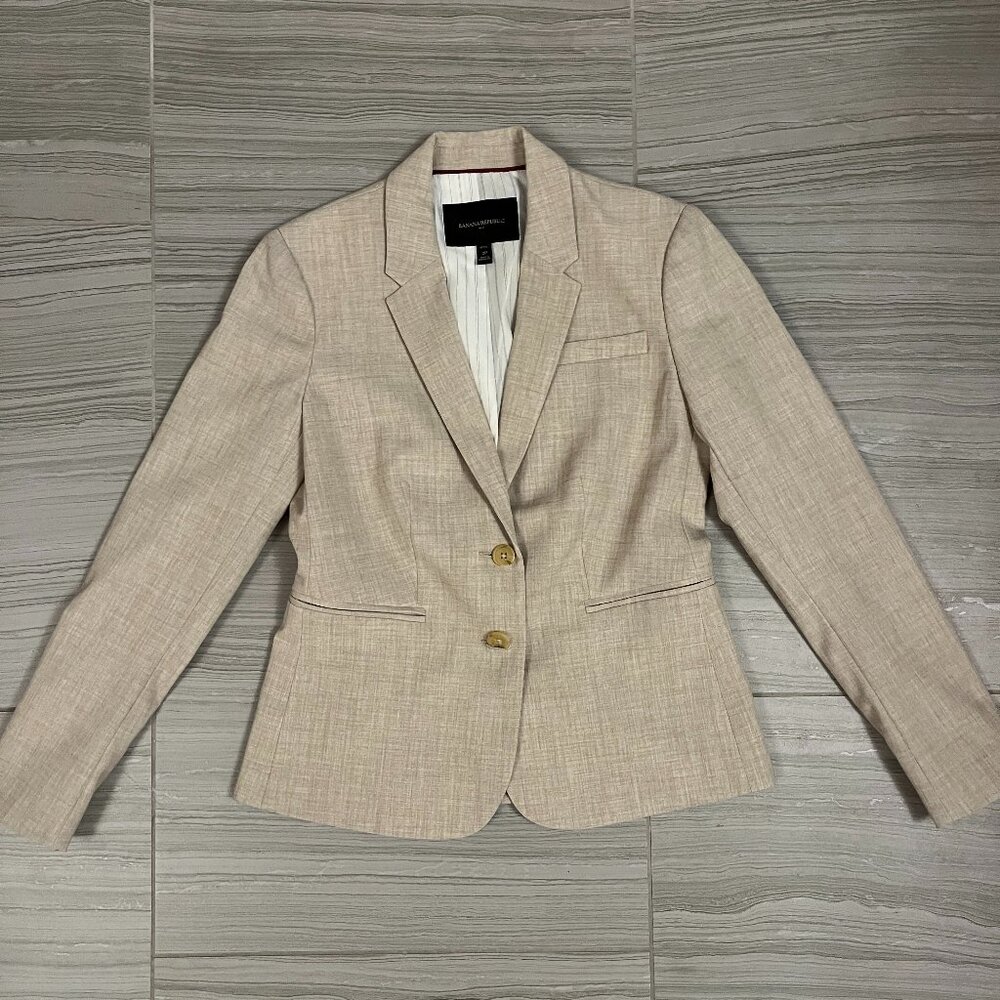 BR SingleButton Blazer Set - Picture 2 of 5
